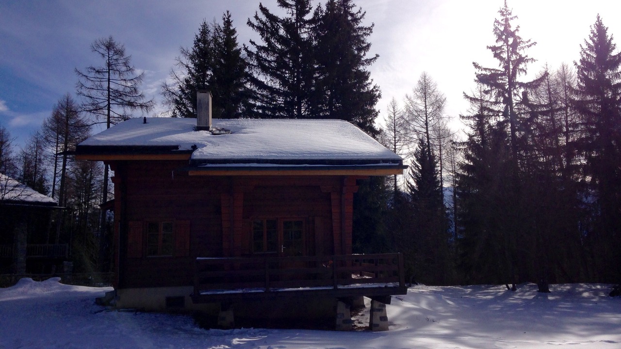 Photo of Outdoor in Lens