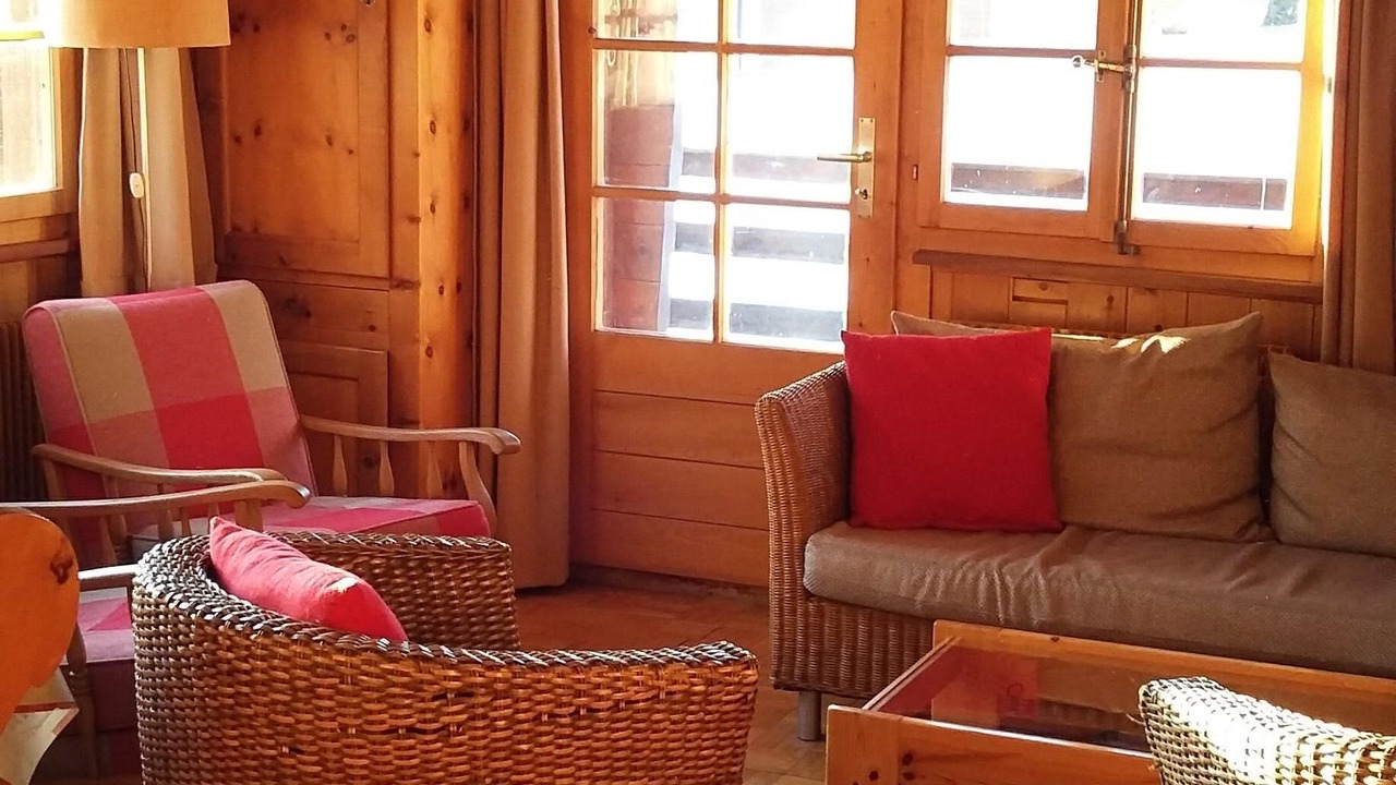 Photo of Livingroom in Lens