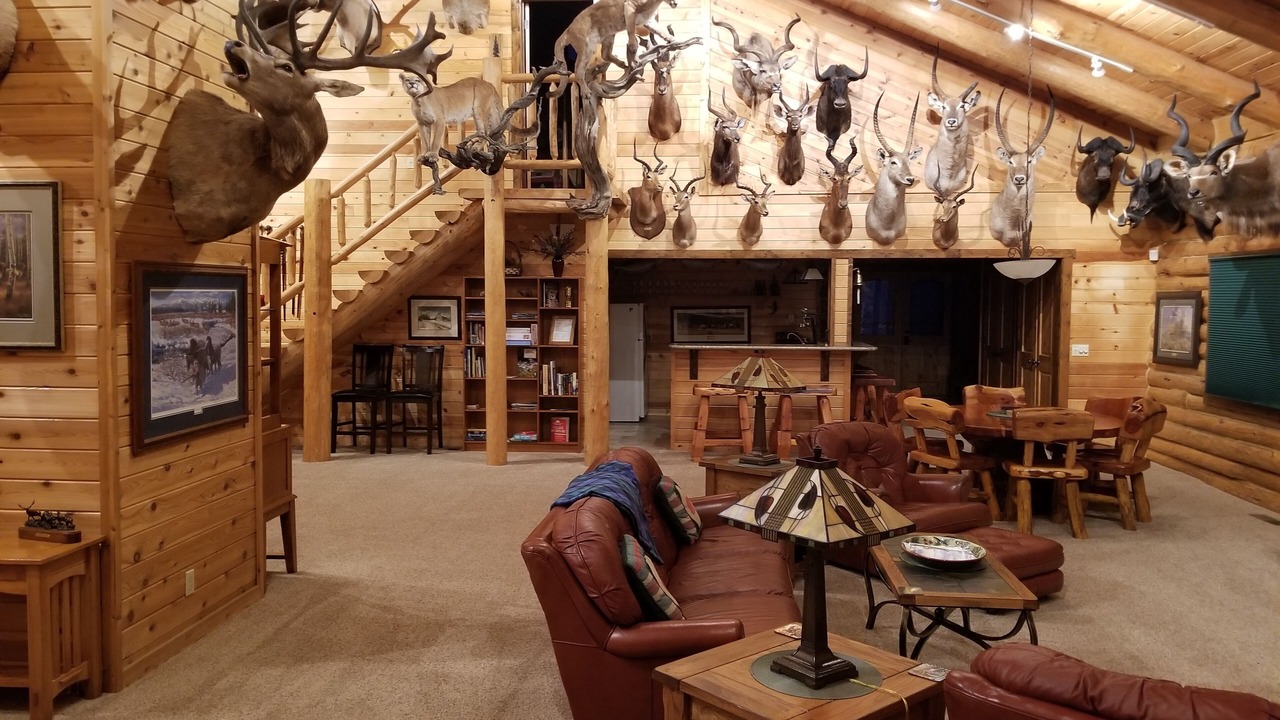 Photo of Others in Emigrant