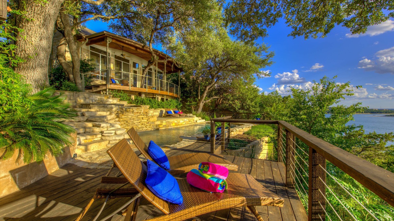 Photo of Outdoor in Volente