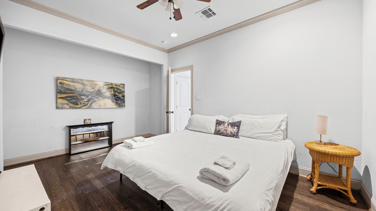 Photo of Bedroom in Knox - Henderson