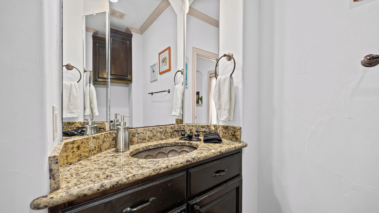 Photo of Bathroom in Knox - Henderson