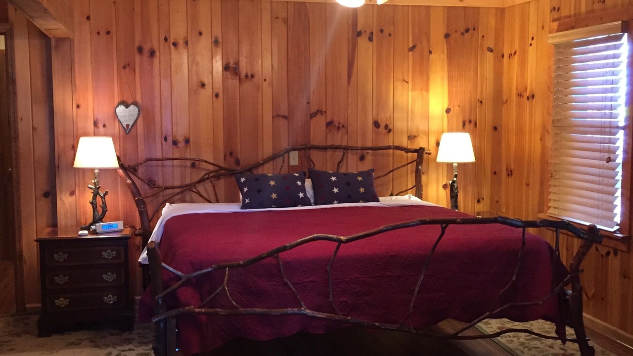 Photo of Bedroom in Rabun Gap