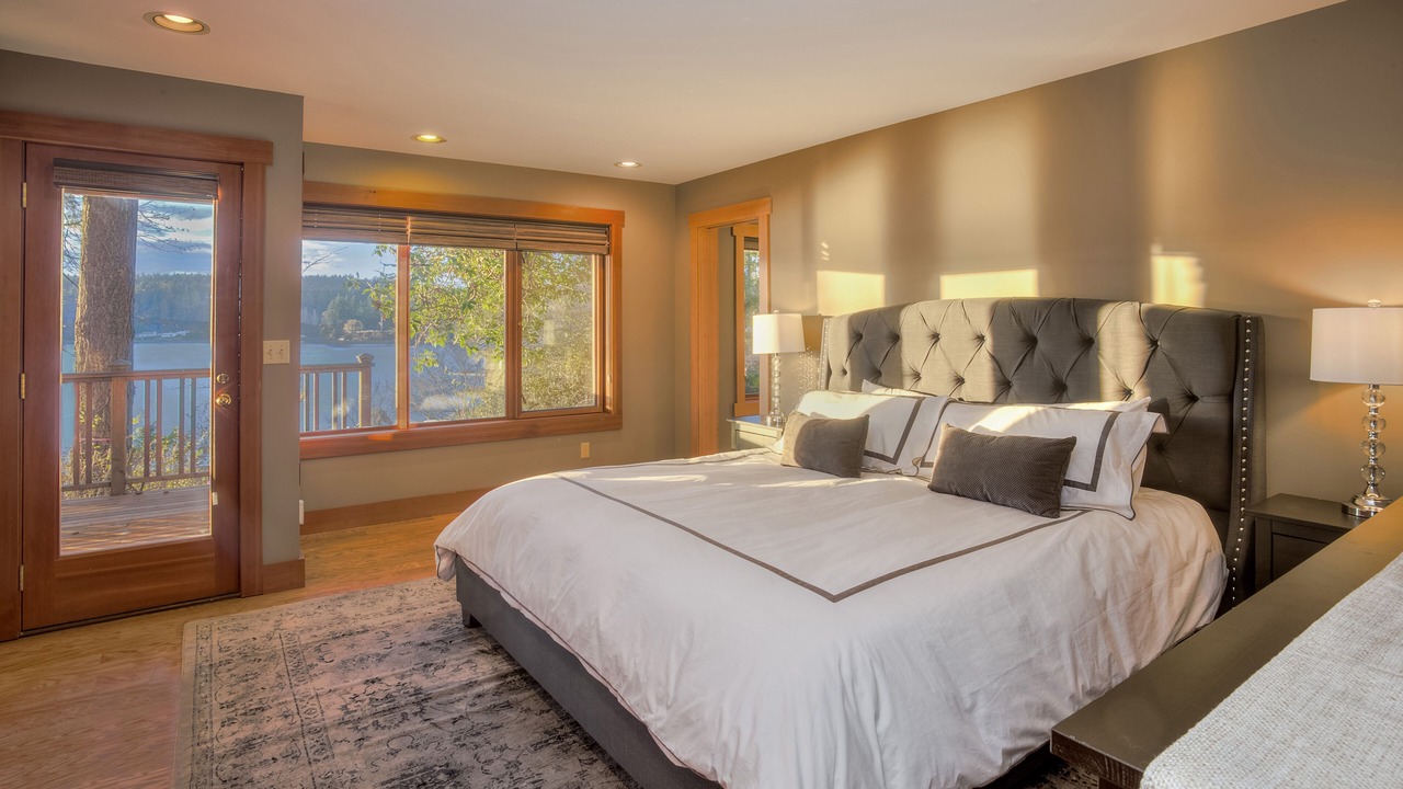 Photo of Others in Rollingbay