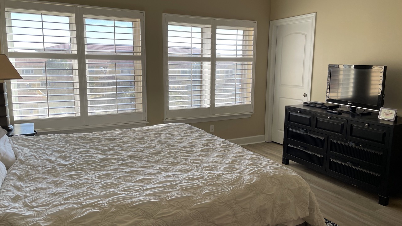 Photo of Bedroom in Pensacola Beach