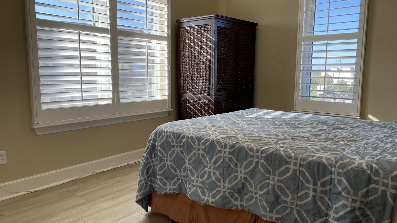 Photo of Bedroom in Pensacola Beach
