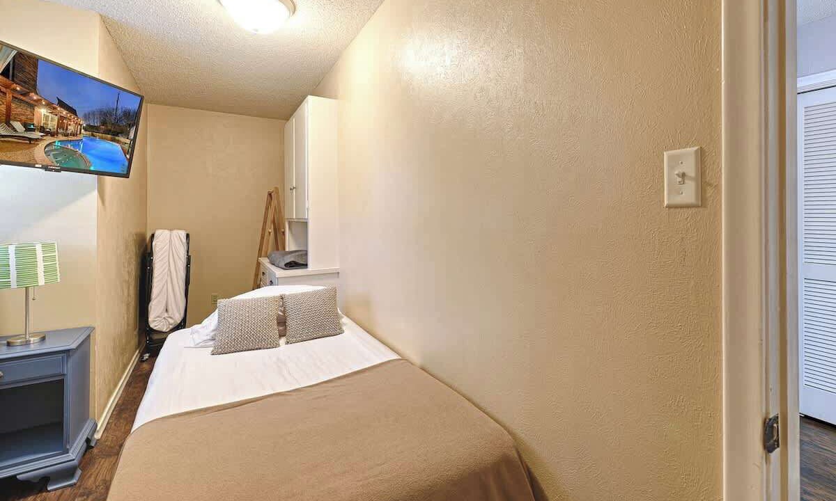 Photo of Bedroom in Las Colinas
