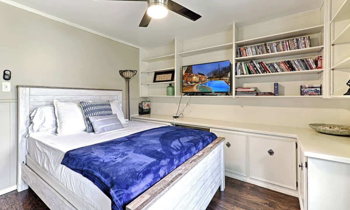 Photo of Bedroom in Las Colinas