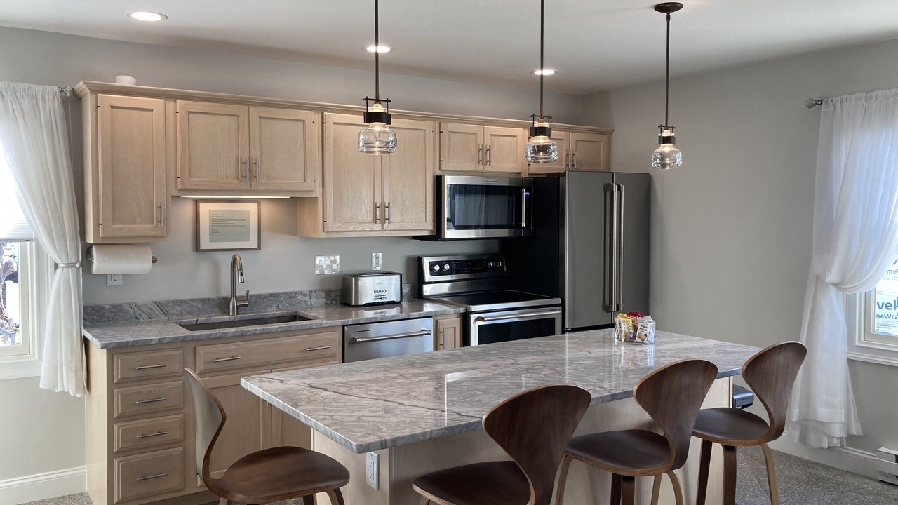 Photo of Others in New London