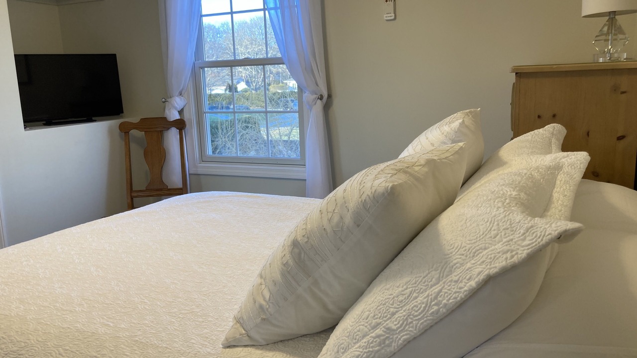 Photo of Others in New London