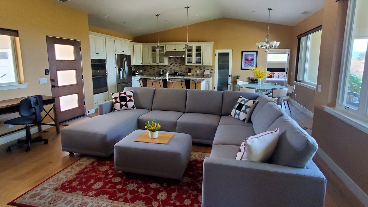 Photo of Livingroom in Ballard