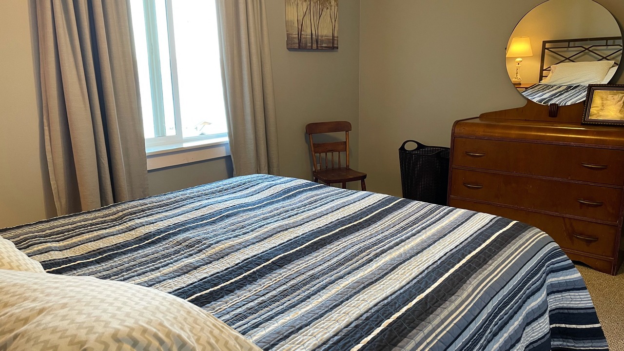 Photo of Others in Ovid