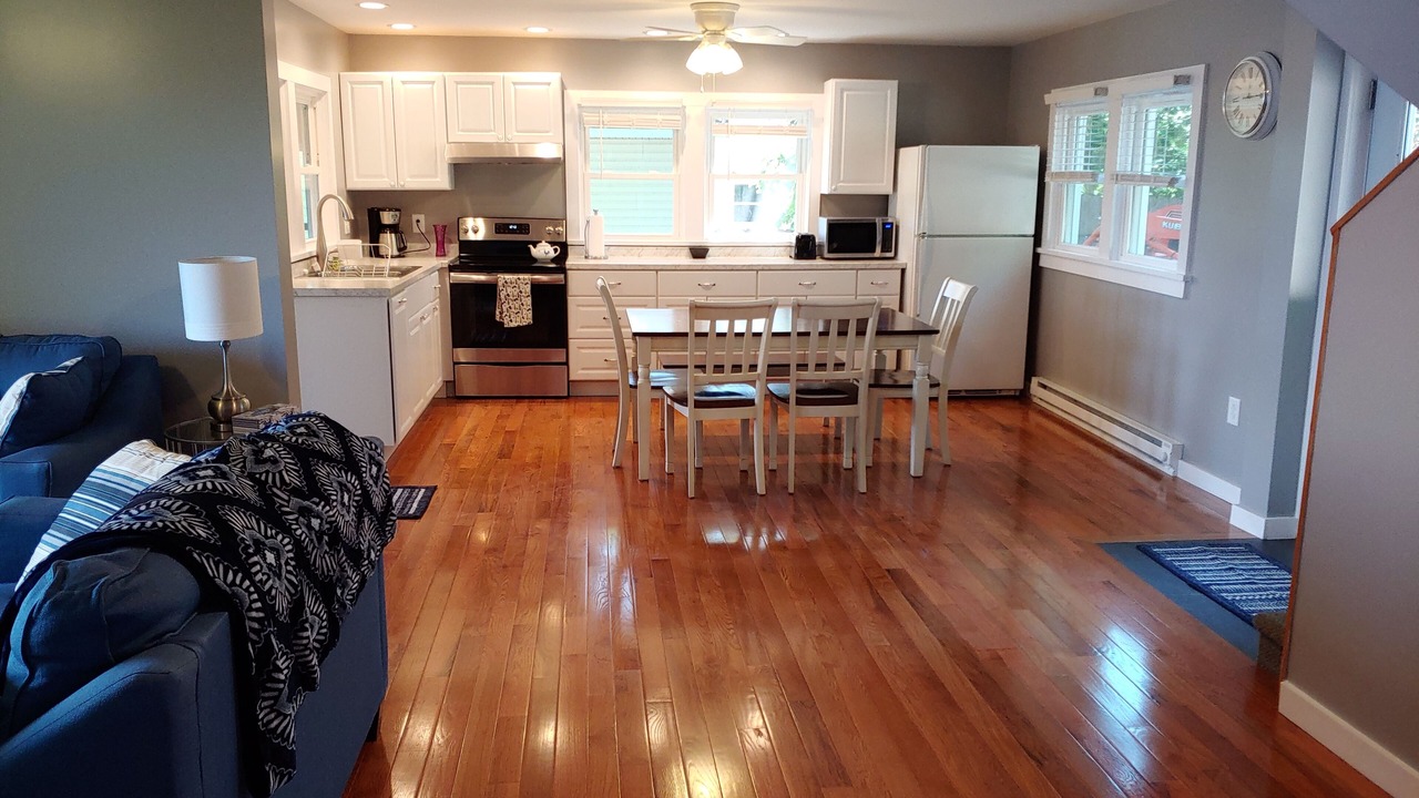 Photo of Others in Ovid