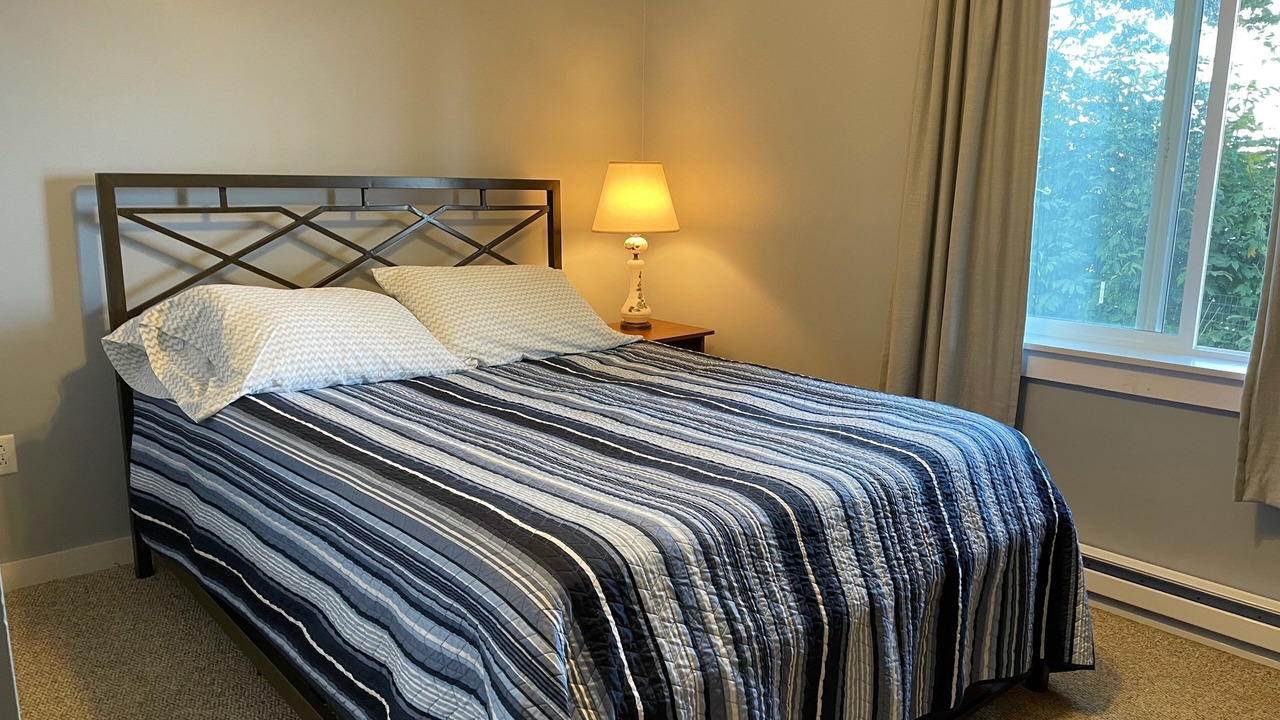 Photo of Others in Ovid