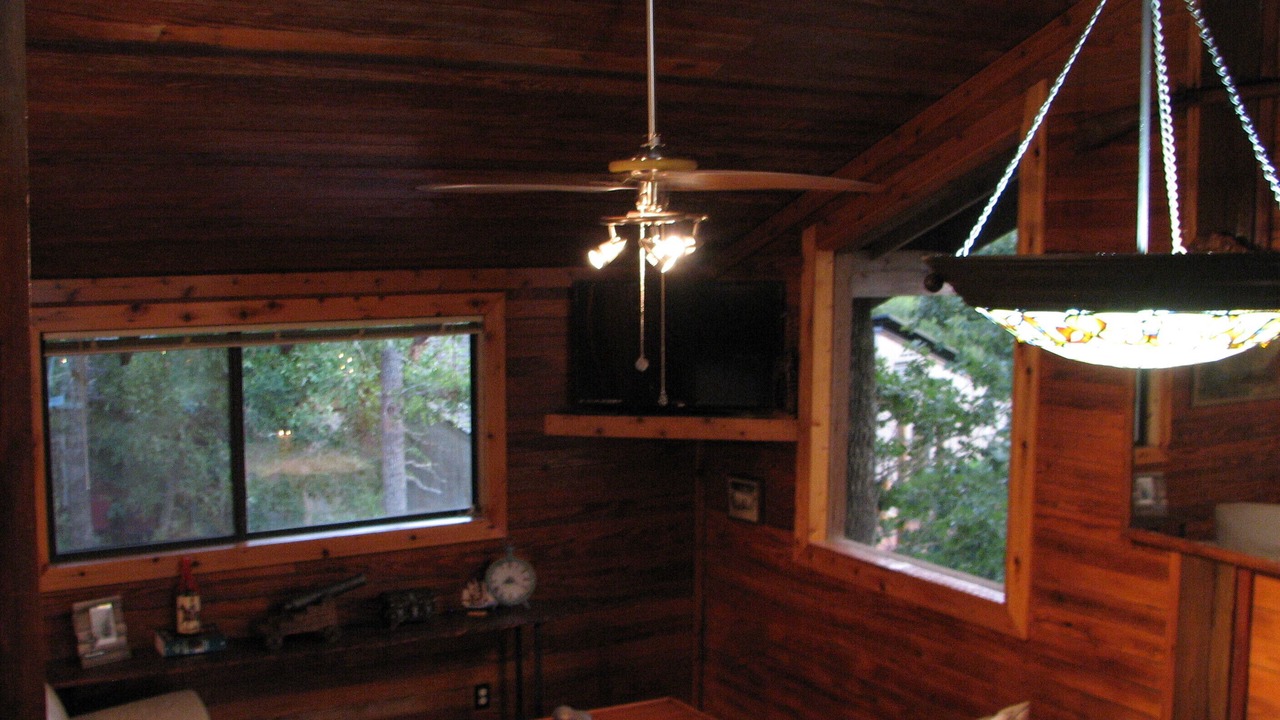 Photo of Bedroom in Canyon Creek
