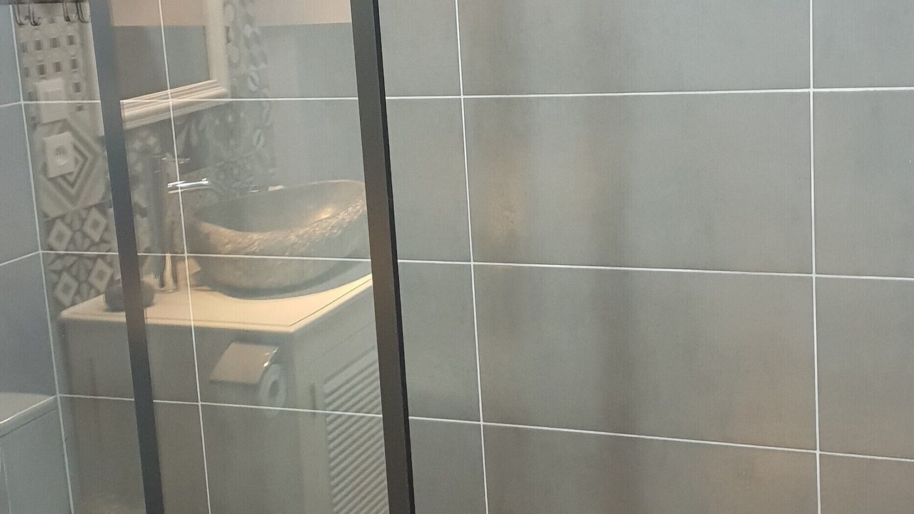 Photo of Bathroom in Port-en-Bessin-Huppain