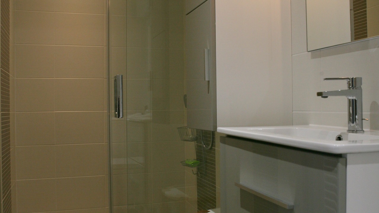 Photo of Bathroom in Ballan-Mire
