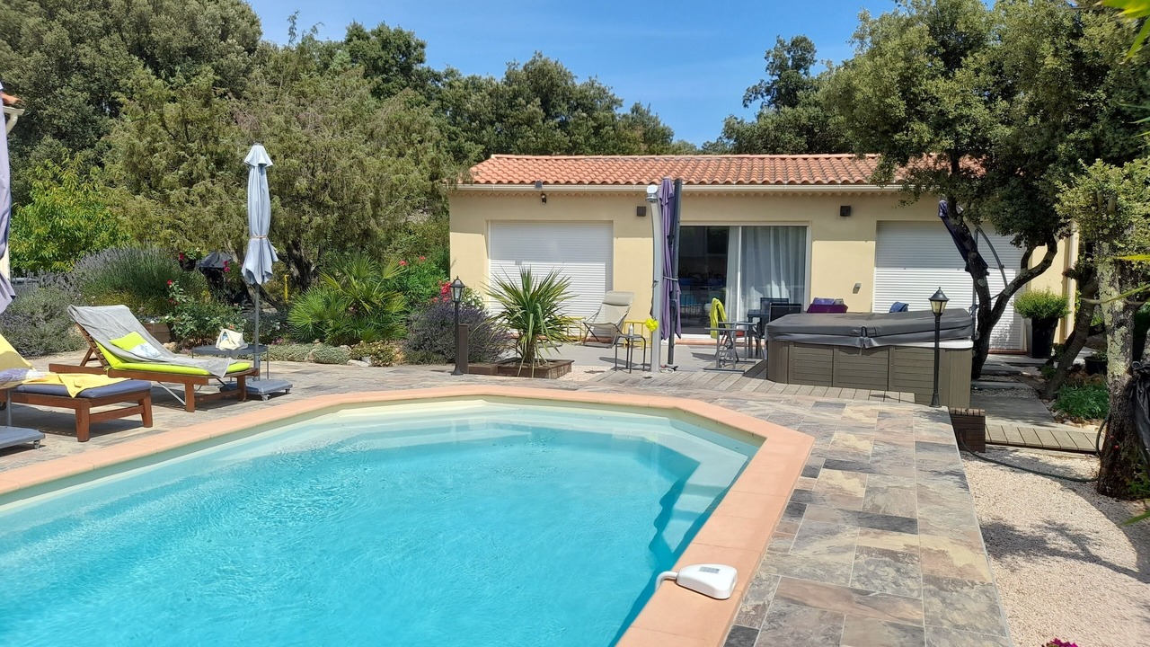 Photo of Outdoor in Sainte-Anastasie-sur-Issole