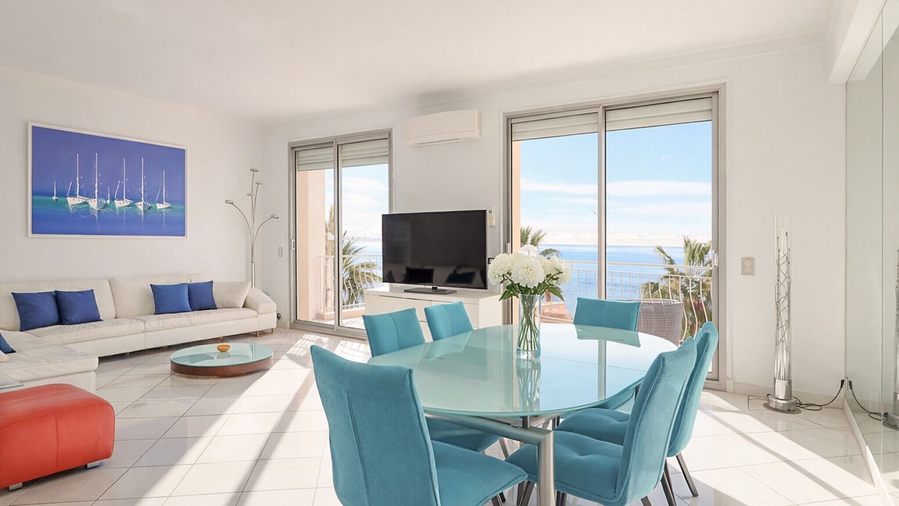 Photo of Livingroom in Cannes City Centre