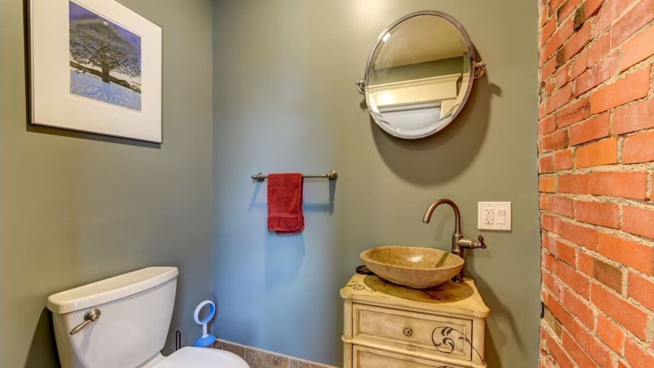 Photo of Bathroom in Whittier