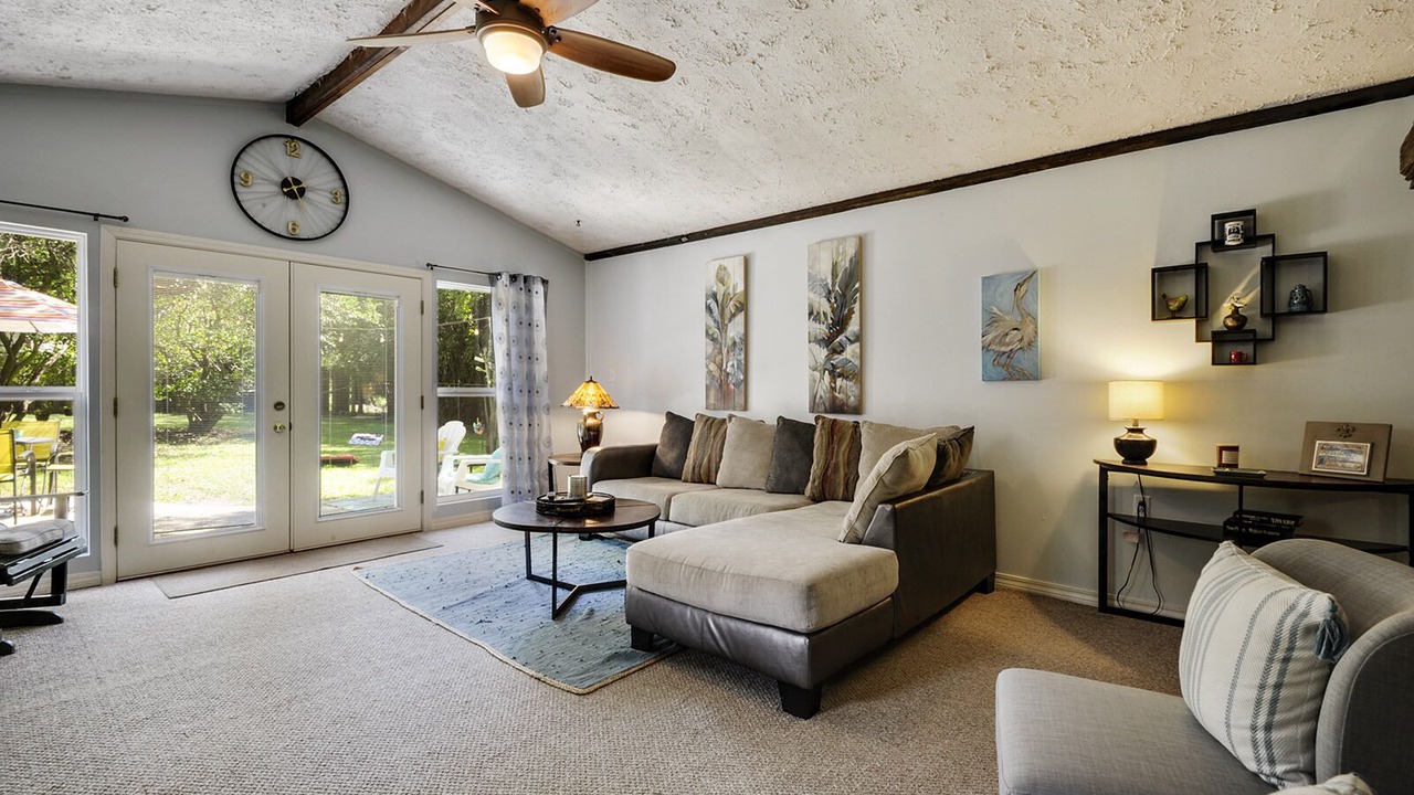 Photo of Livingroom in Biloxi