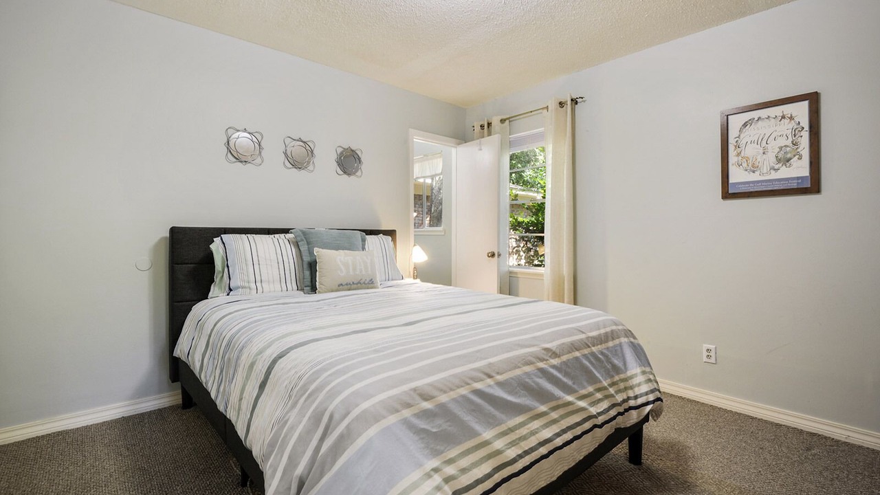 Photo of Bedroom in Biloxi