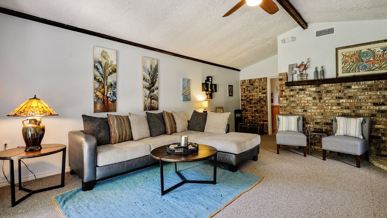 Photo of Livingroom in Biloxi