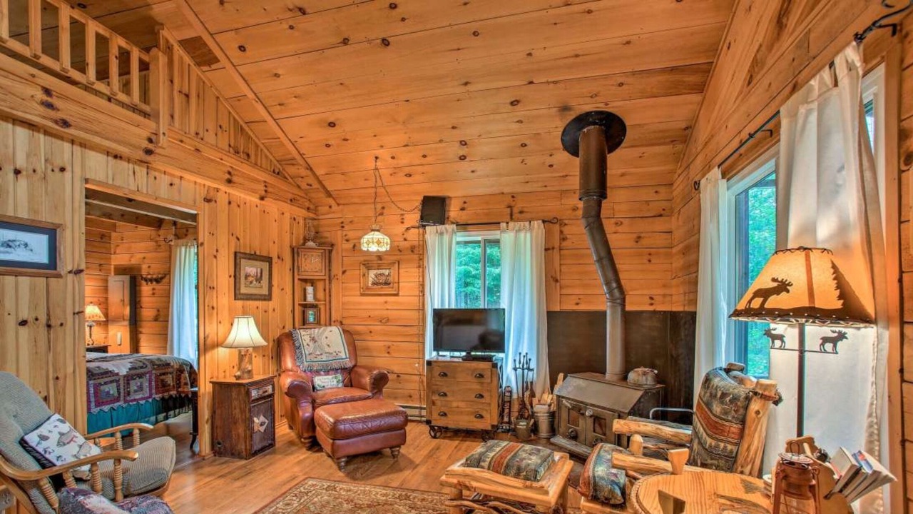 Photo of Livingroom in Mayfield