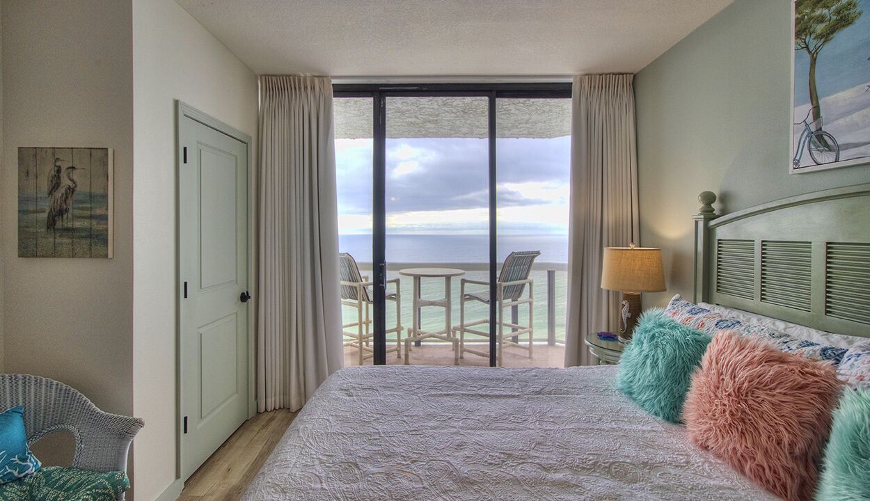 Photo of Bedroom in Miramar Beach