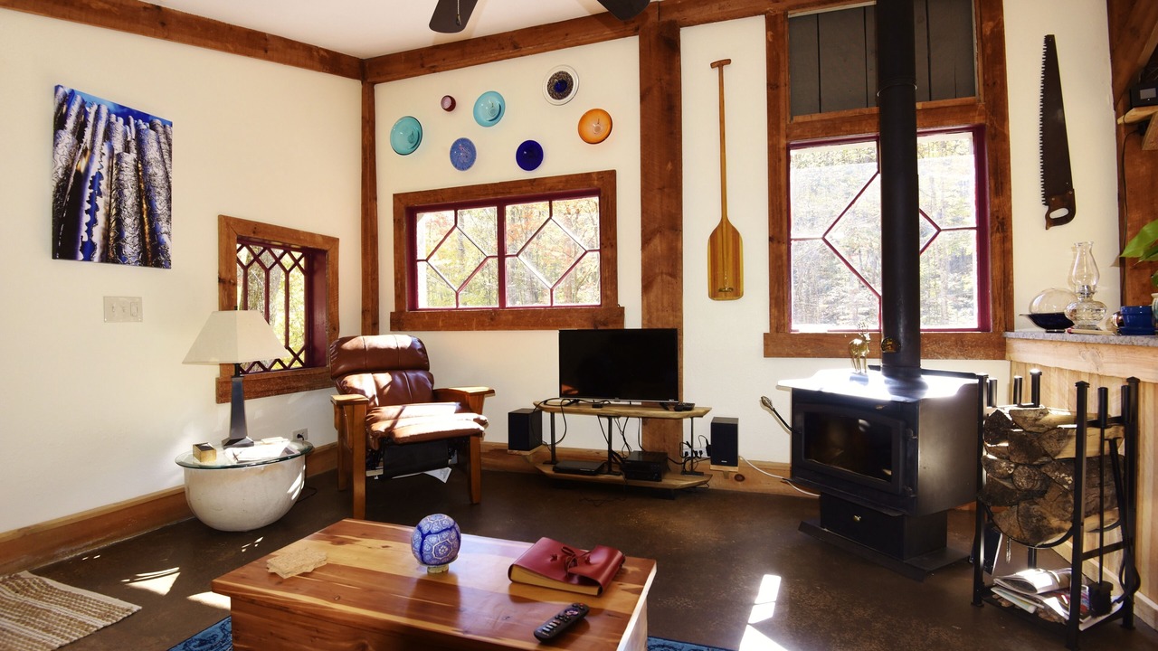 Photo of Livingroom in Candler