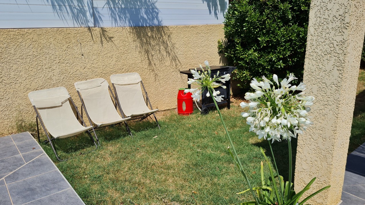 Photo of Patio Balcony in Euzet-les-Bains