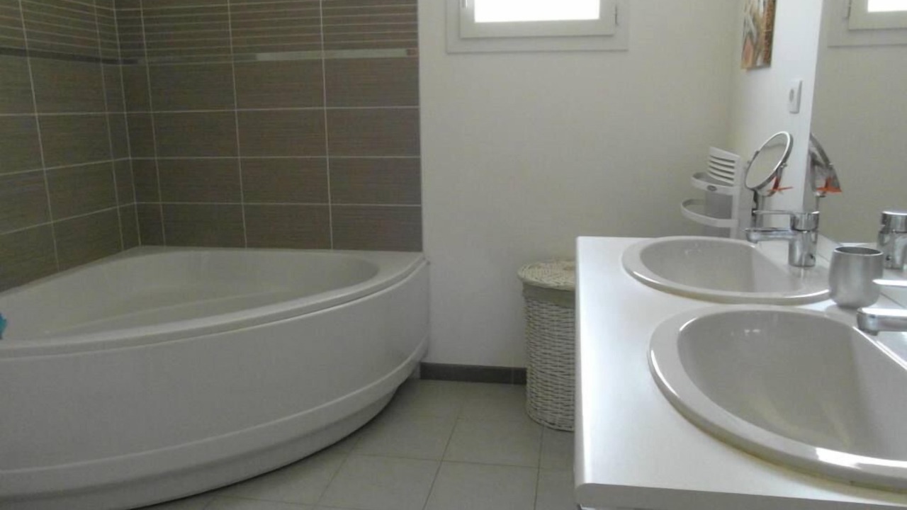Photo of Bathroom in Euzet-les-Bains