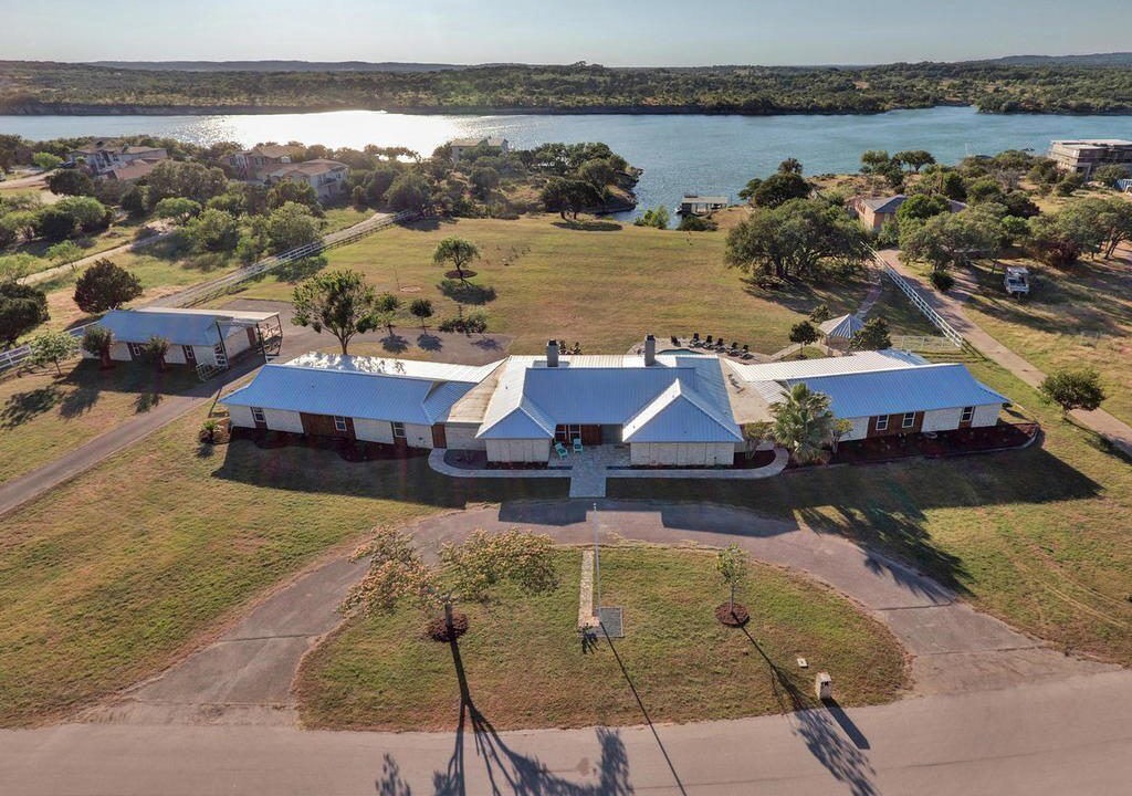 Photo of Outdoor in Highland Lake Estates