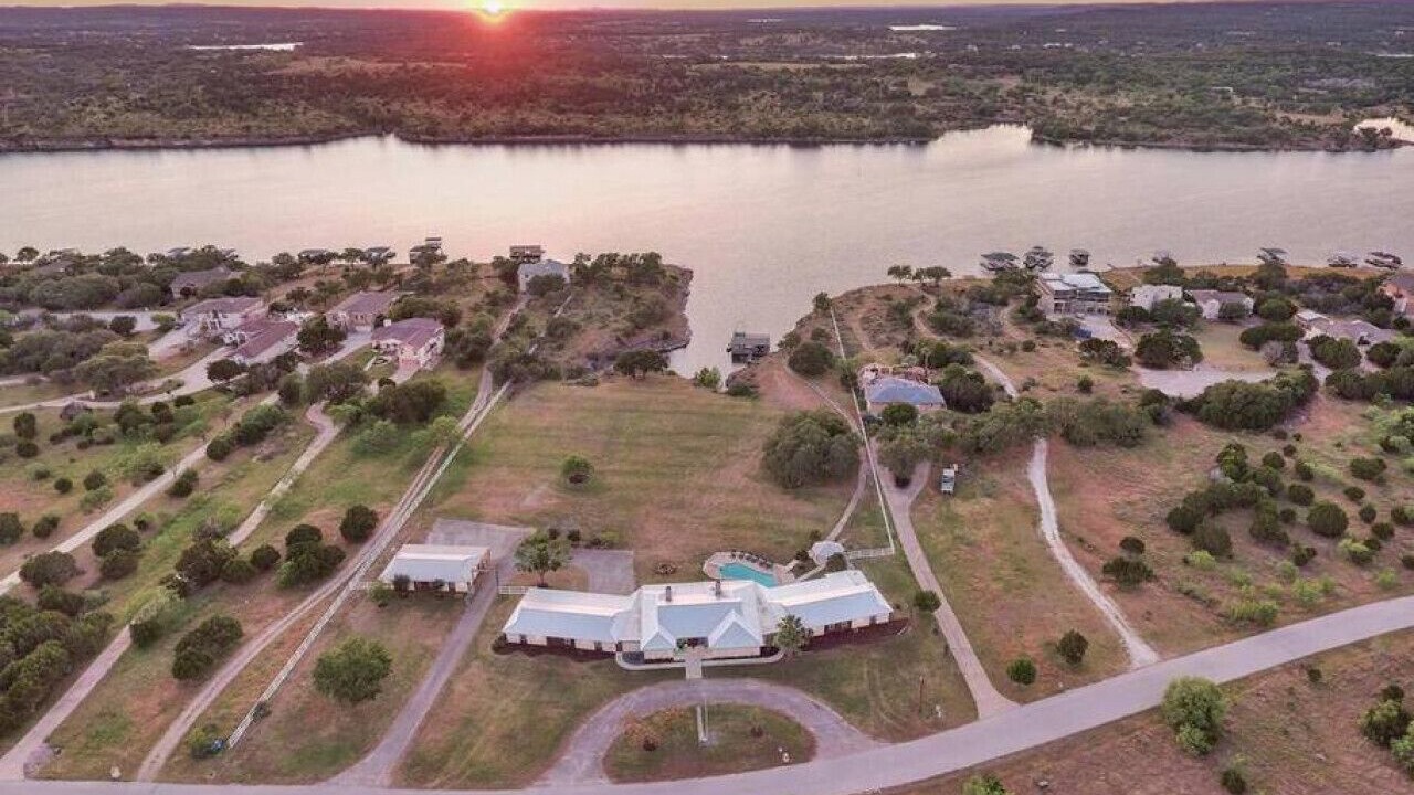 Photo of Outdoor in Highland Lake Estates