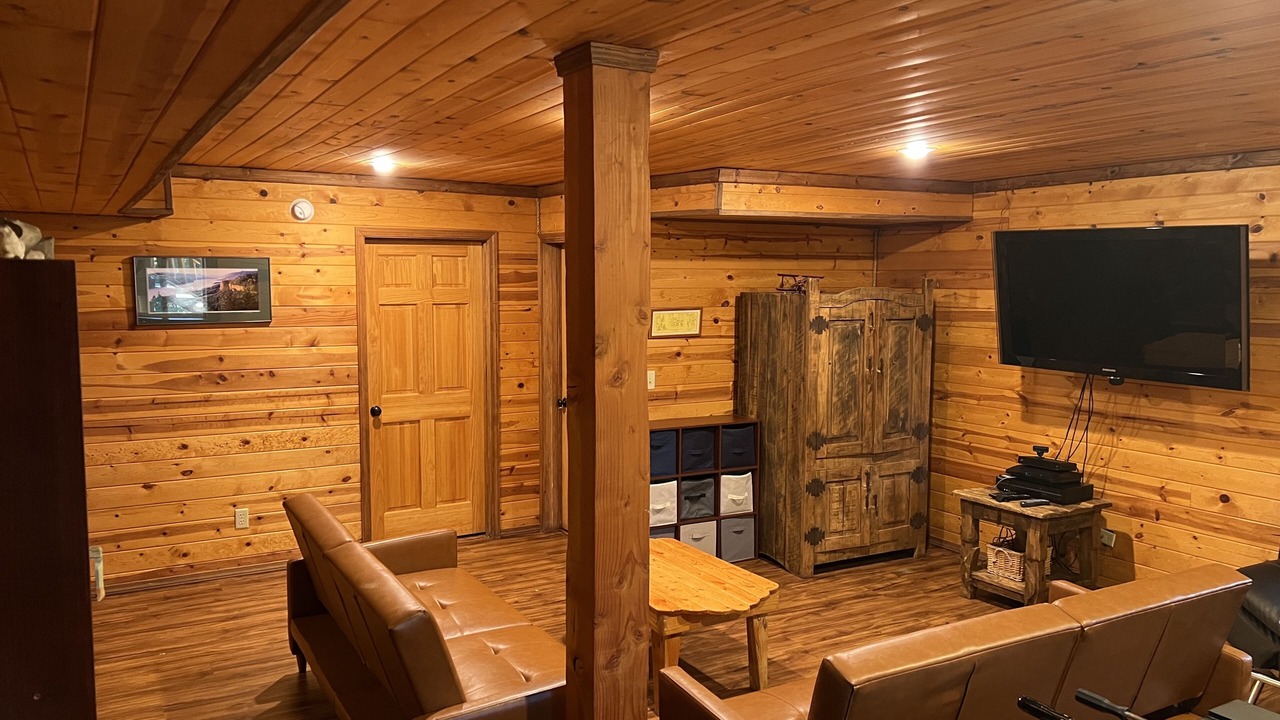Photo of Bedroom in Cloudcroft