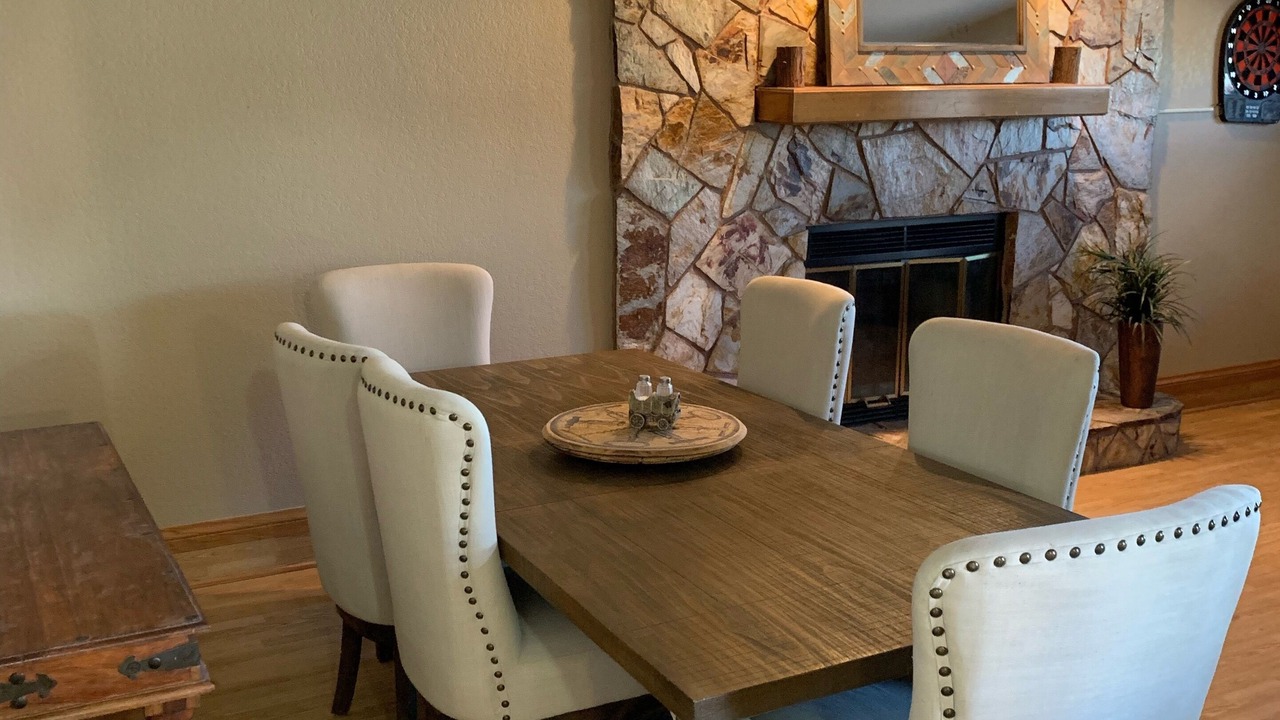 Photo of Livingroom in Canyon Gate