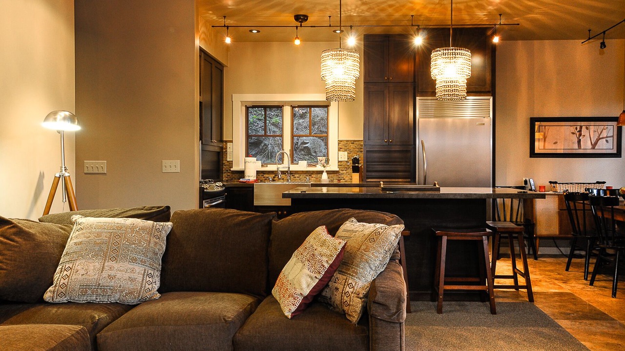 Photo of Livingroom in Eastsound