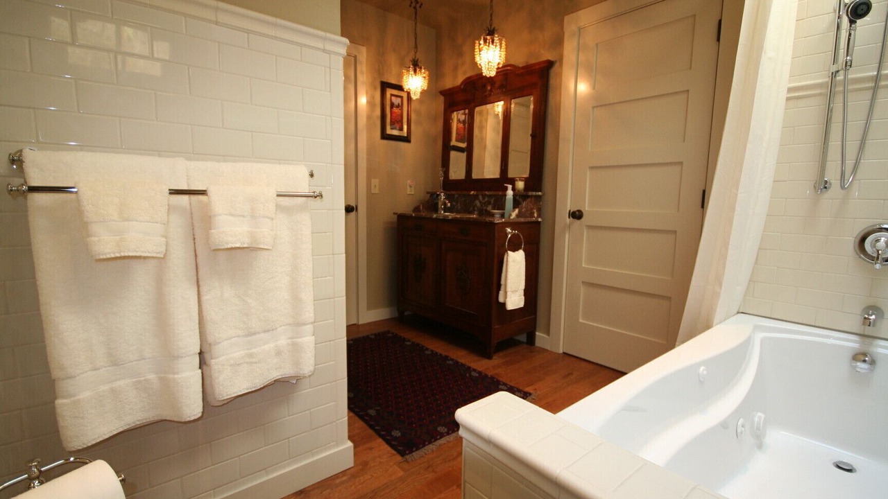 Photo of Bathroom in Eastsound