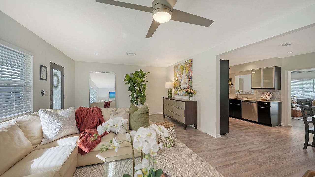 Photo of Livingroom in Southgate