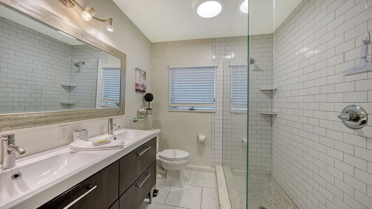 Photo of Bathroom in Southgate