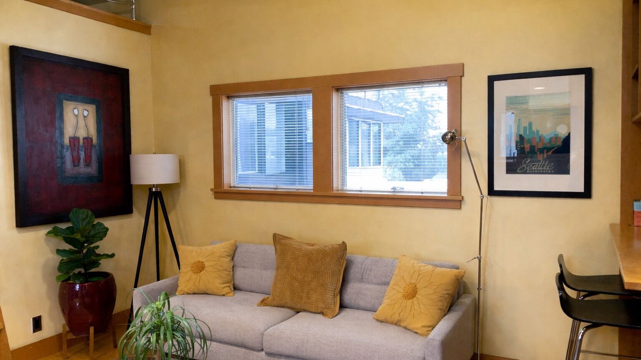 Photo of Livingroom in Ballard