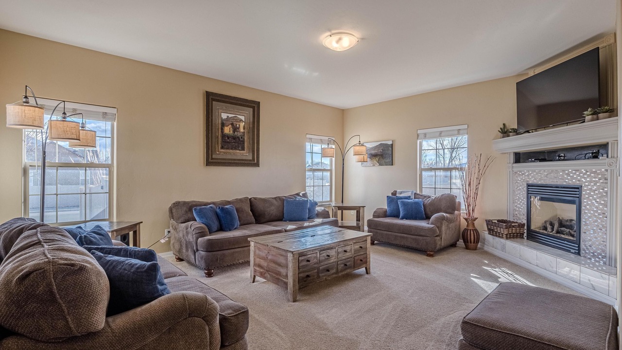 Photo of Livingroom in Fruita