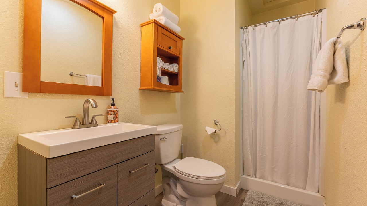 Photo of Bathroom in Deschutes River Woods