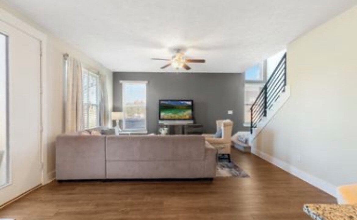 Photo of Livingroom in Wellborn