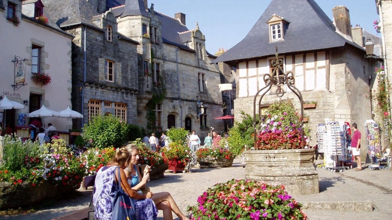 Photo of Others in Serent