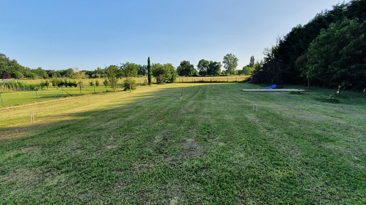 Photo of Outdoor in Laprade