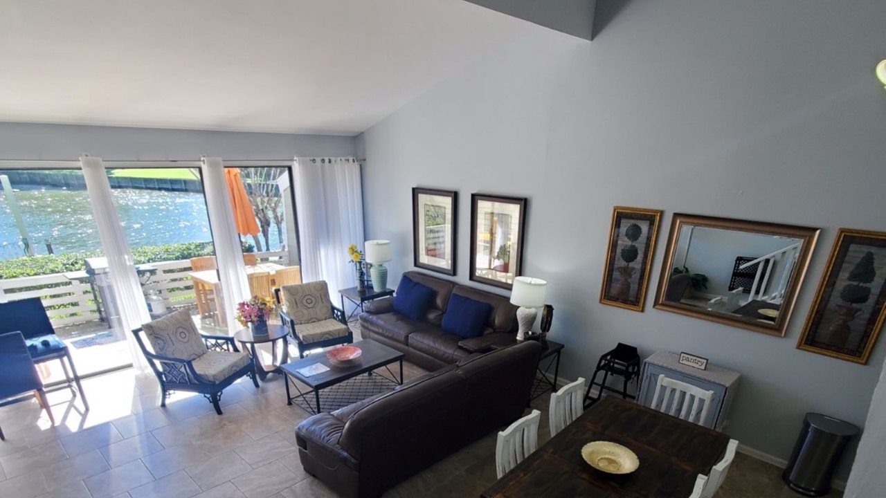 Photo of Bedroom in April Sound