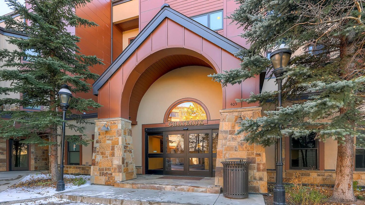 Photo of Others in Peak 9