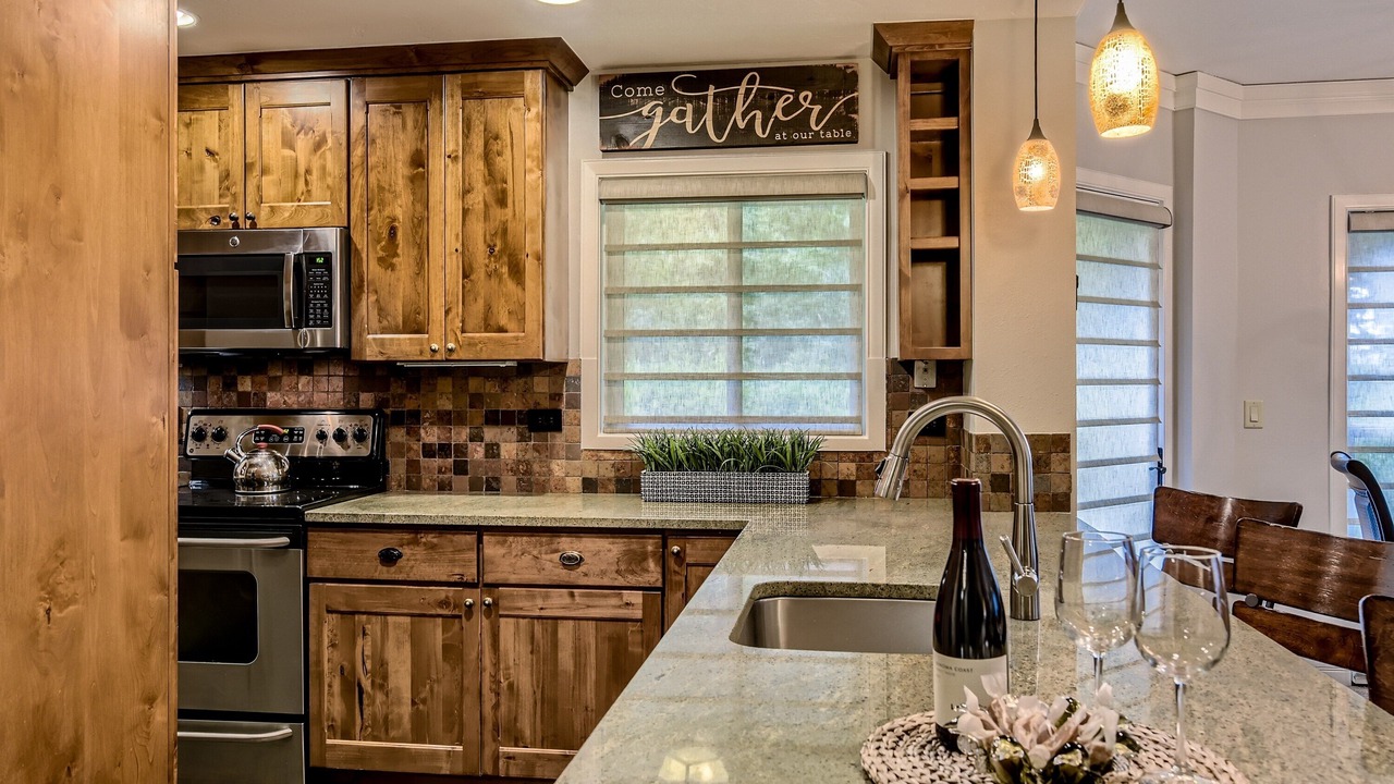 Photo of Kitchen in Peak 9