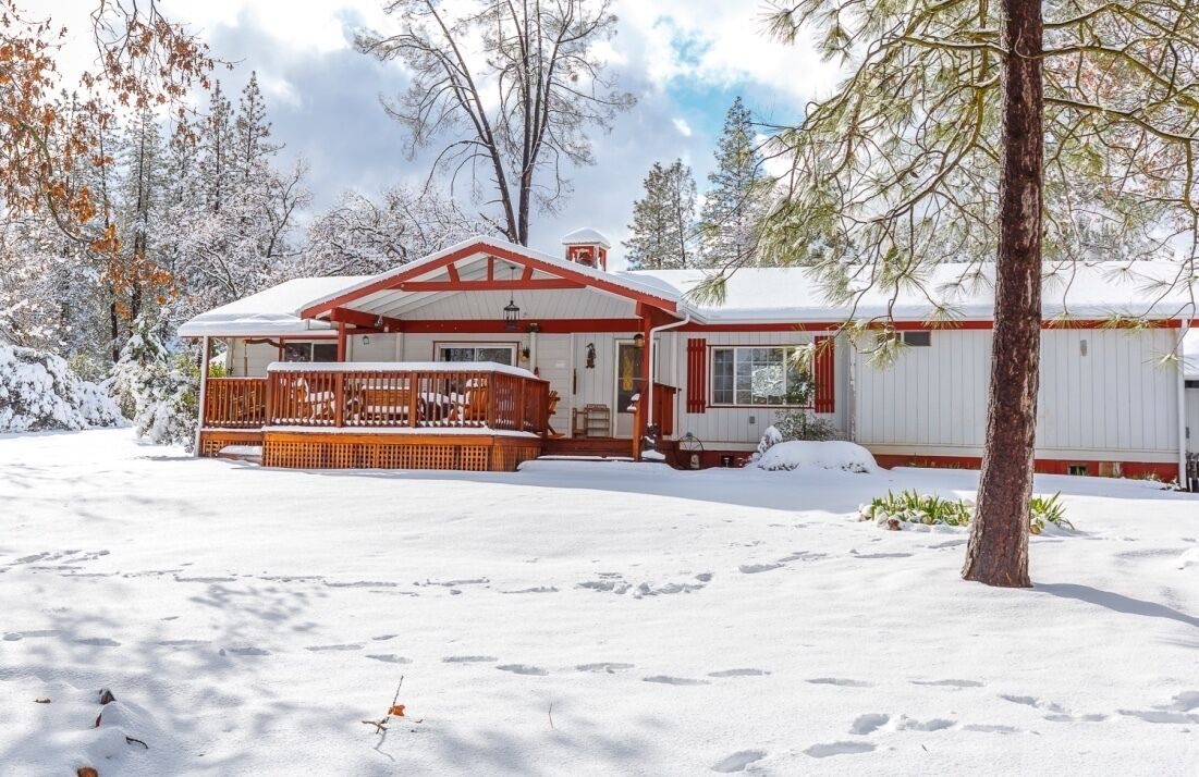 Photo of Others in Mariposa